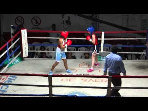 La mejor pelea de la noche   La salteña, Erika Aramayo, y la jujeña Victoria Gonzalez