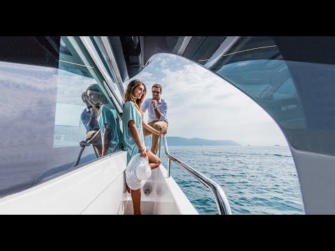 Pershing 5X - Luxury Yacht