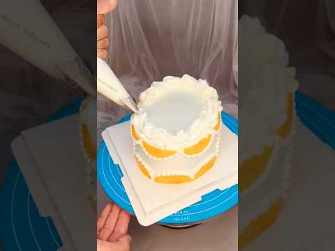 Wow that's amazing cake #ytshorts #birthdaycake #decoration #cakedesign