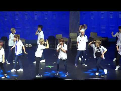 SEVENTEEN Diamond Edge in Chicago - 만세 (Mansae)