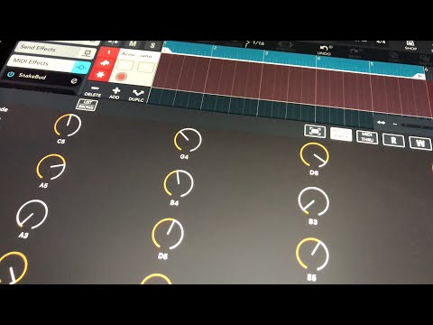 SnakeBud - 4x4 Grid Midi Step Sequencer - Using it with Cubasis 3 -  iPad Demo