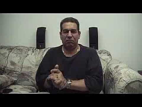 manualist plays santana - moonflower -  on his hands!