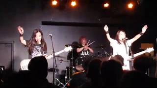 Shonen Knife - Antonio Baka Guy LIVE (2019-09-24)