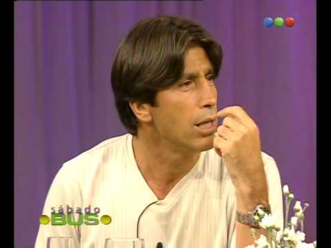 Marcela Feudale and her video match laughs - Saturday Bus