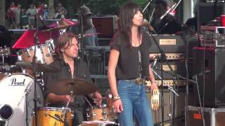 Nicki Bluhm - Talkin&#39; Til I&#39;m Blue 6-2-13 Danbury, CT