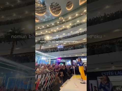 Rame Banget!! Tiara Andini Perform Lagu Tanpa Cinta di Mall&hearts;️🔥