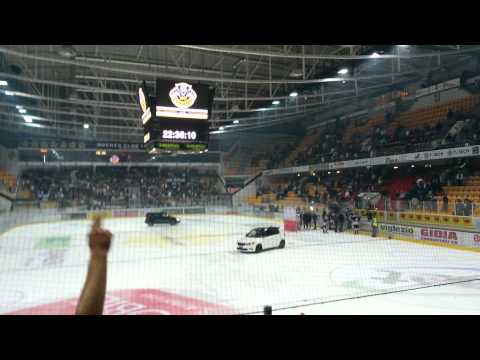 Lugano 2-5 Ambrì, 24.09.13  Curva Sud Ambrì!