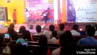 Main Aai hoon U.P.Bihar Lootne... song mixup Dance Comptition Winner Siwan,,Happy Raj