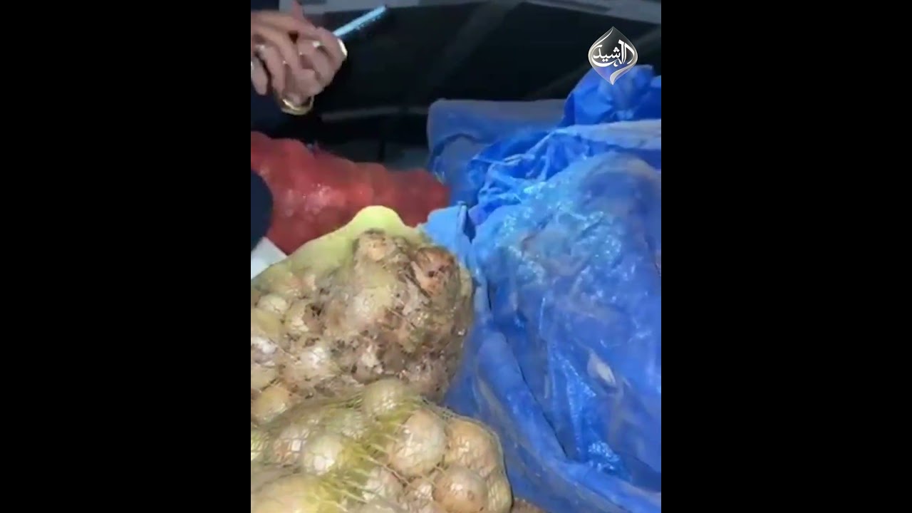 فيديو | نجدة الرصافة تحبط محاولة تهريب مشروبات كحولية بعجلة محملة بالخضراوات في النهروان شرقي بغداد