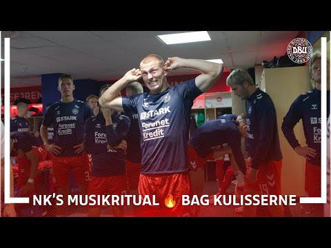 Landsholdets DJ 🎶 Se musik-ritualet i omklædningsrummet!