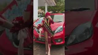 Download lagu Kebaya Merah Wisuda Menjadi Primadona Viral di Tiktok mp3 Download lagu Kebaya Merah Wisuda Menjadi Primadona Viral di Tiktok mp3