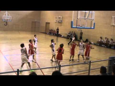 Gran jugada Algué al partit Mini CBiUM Manresa - La Salle Manresa. Octubre 2011