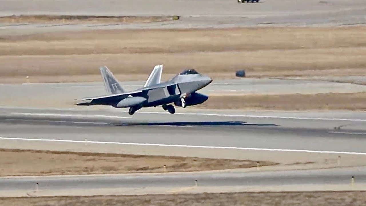 Pilot Retracts Gear Too Early