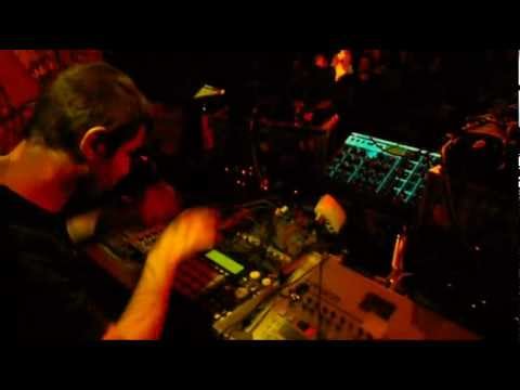LA 23 EME COLONNE - OLD SCHOOL MODULAR LIVE ACT - Live at Musact party 