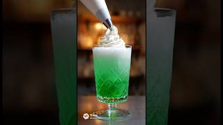 究極のクリームフェイスハガー入りソーダ🥤美味しいよ!#alien #shorts #short