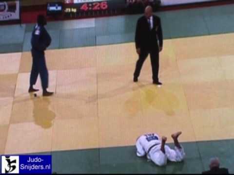Judo 2009 Paris:Remilien (FRA) - Yaman (TUR) [-73kg].