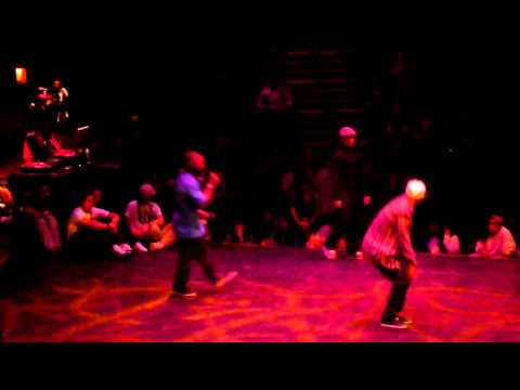 SAMO vs WARY @ BUSTA MOVE VIII Montreal,2011
