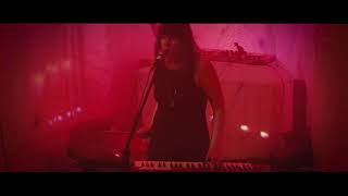 Elle Wolf - QUEEN live at the Toast Collective