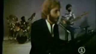 Andrew Gold - Thank You For Being A Friend video