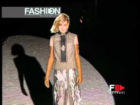 "E Play" Autumn Winter 2001 2002 Milano 3 of 4 pret a porter by FashionChannel