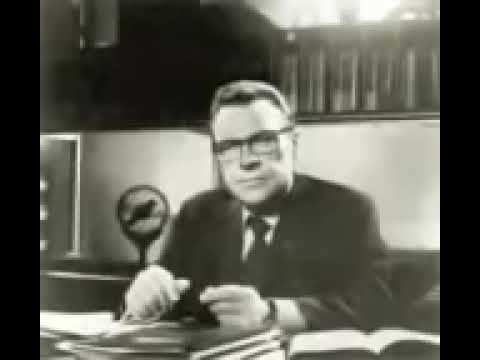 (LISTEN TO THIS EVERY DAY) Earl Nightingale - The Strangest Secret (FULL) - Patrick Tugwell