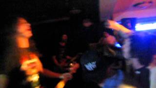 Mean Jeans "Steve Don't Party No More" live @Crossbonefest 2015 (BE)