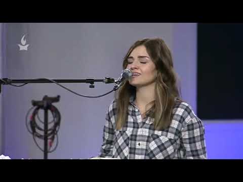 Lauren Alexandria & Misty Edwards Worship IHOP - Oceans (Where Feet May Fail)