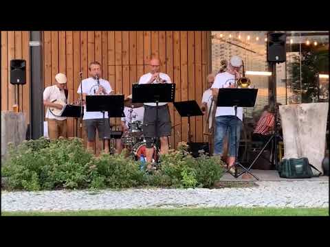 HUMPOLECKÝ DIXIELAND - CABARET