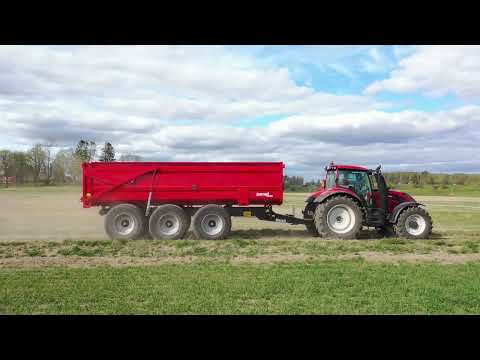 Metsjö MetaQ 75 with huge 800/45 30,5 wheels | 26 CBM tractor driven grain trailer