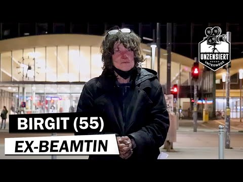 EX-CIVIL SERVANT lives on the street - Bochum Central Station