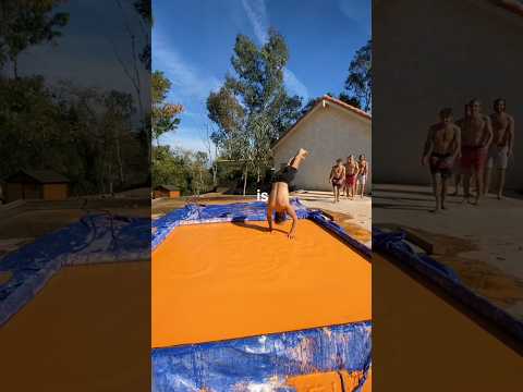 Is it a Solid or a Liquid 😳