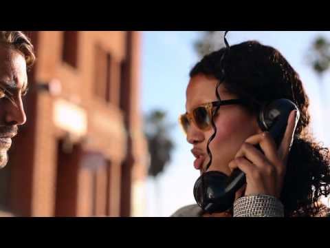 Ellektra - Move Bitch