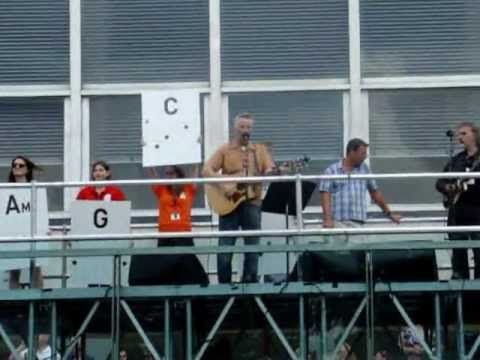 Billy Bragg's Big Busk 2012