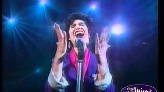 Mia Martini in "Gli uomini non cambiano" dal vivo