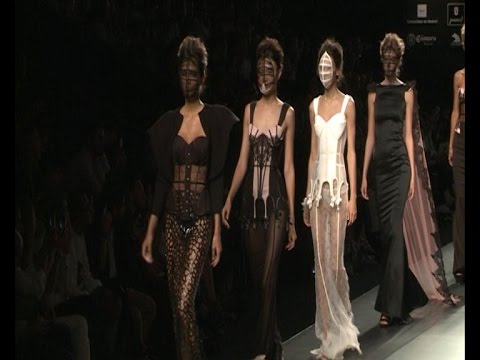 Maya Hansen | Moisés Nieto, de la extravagancia elegante a la sencillez