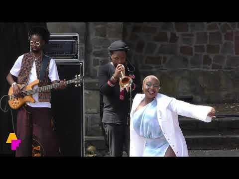 Zoë Modiga - Isegazini - Live at Afrika Festival Hertme 2022