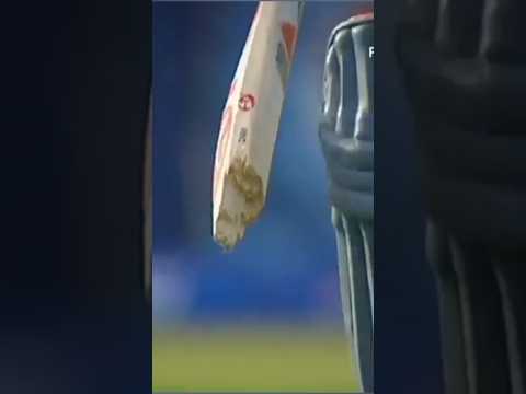 Shoaib Akthar Bat Broken Bowling #shorts #cricket #cricketlover