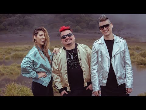 Pacho & Gia - En Marte feat. Luisga (Video Oficial)