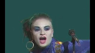 ALASKA Y DINARAMA - Solo creo lo que veo (Tocata)