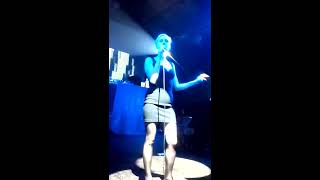 Molly Nilsson en Cordoba 6/05/2017 live
