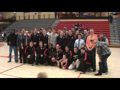 Wartburg Wrestling 2014-15 IIAC trophy presentation