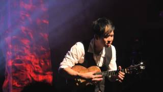 Jake Shimabukuro - While My Guitar Gently Weeps. 2013/12/21.
