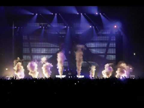 dj tiesto-alone in the dark