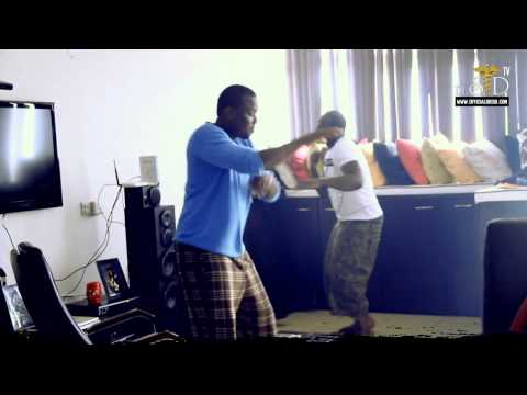 Dr Sid and Wande Coal dancing AZONTO