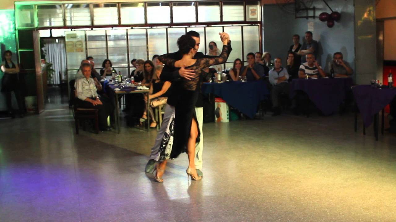 Natasha Arapé y Marcos Morinigo en LA BRUJA Milonga (16-4-2016)
