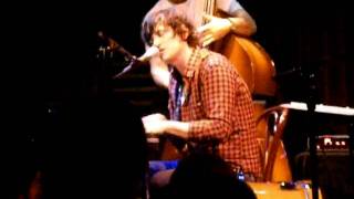 Butch Walker - Too Famous To Get Fully Dressed