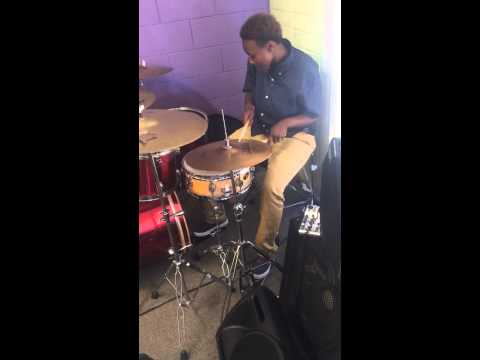 Groove on drums