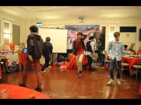 130503 SHINers performance @ Christine's debut :)