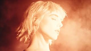 Sylvie Kreusch - Please To Devon video