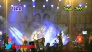 Download lagu SERA Maju Mundur Cantik Dangdut Koplo Live Karanganyar 2015 mp3 Download lagu SERA Maju Mundur Cantik Dangdut Koplo Live Karanganyar 2015 mp3
